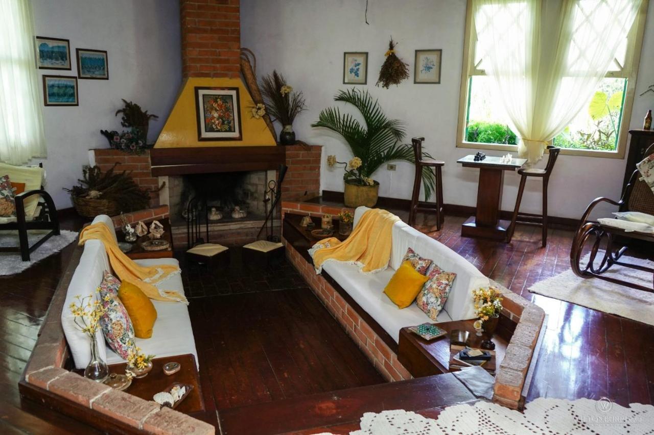 Refugio Pasargada Guest House Mairipora Ngoại thất bức ảnh